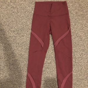 Lululemon 7/8 leggings (Wunder under)